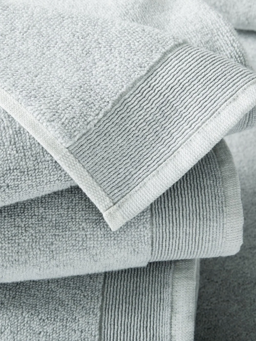 Plush Fibrosoft™ (2) Towels and (1) Washcloth